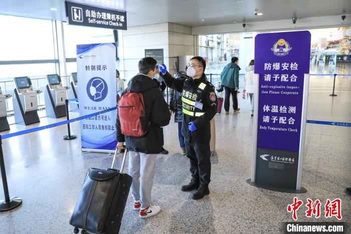 3月起南京机场逐步恢复多条航线。东部机场集团供图 返工客源集中南京恢复多条航线 部分机票价低至百元
